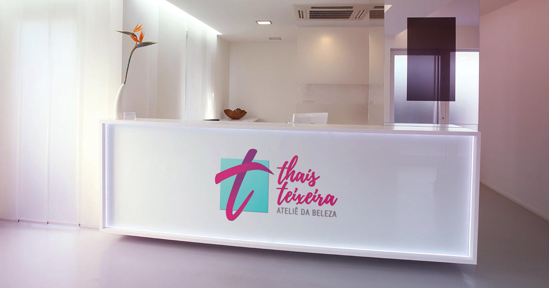 Criação de Logotipo e Materiais para Thais Teixeira Ateliê da Beleza