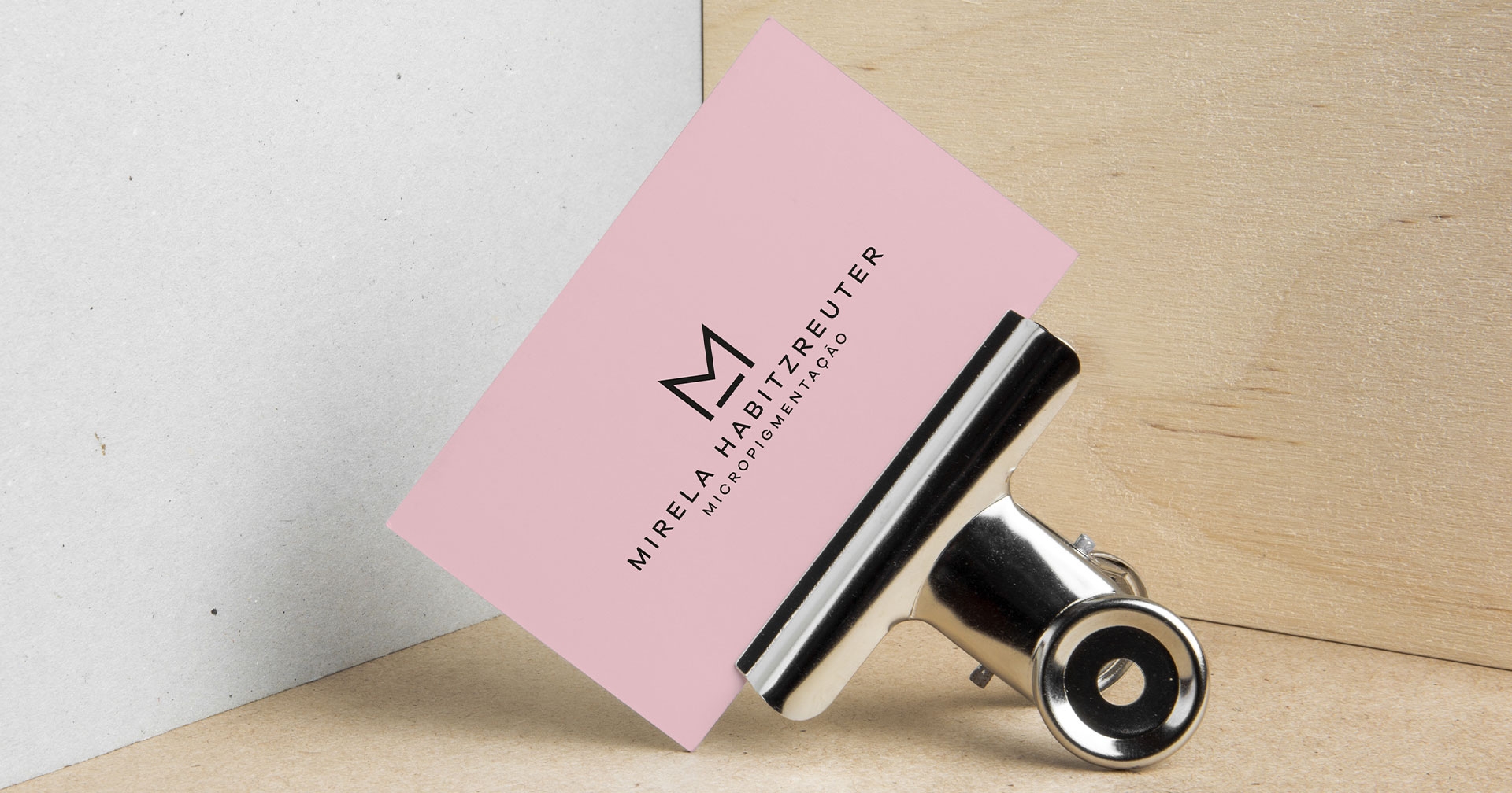Rebranding Mirela Habitzreuter