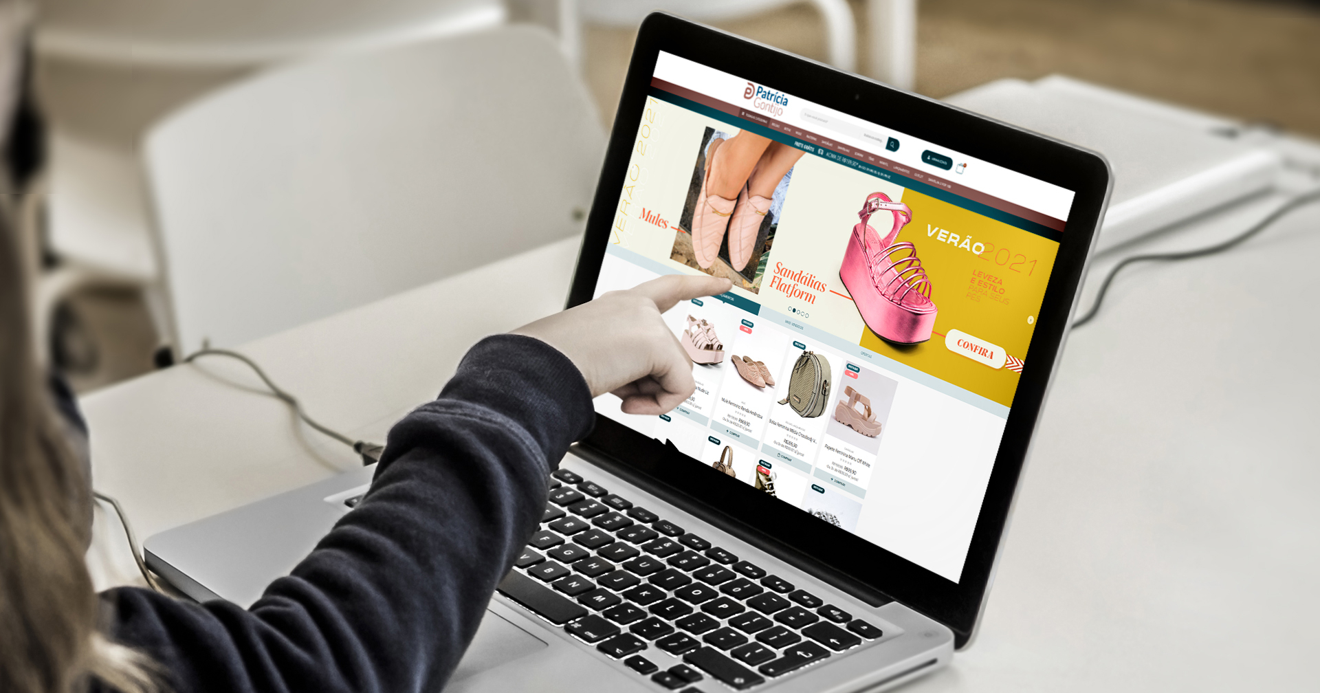 Primeiro Site para Patrícia Gontijo Shoes